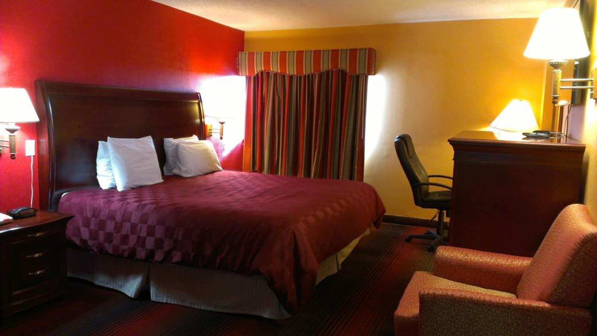 Ramada By Wyndham East Orange Hotell Exteriör bild